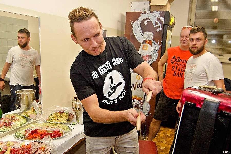 Tři sestry a Horkýže slíže v Českých Budějovicích zahájili Bratia a Sestry Tour