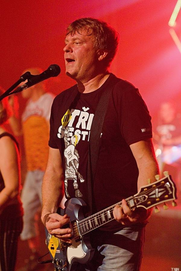 Tři sestry a Horkýže slíže v Českých Budějovicích zahájili Bratia a Sestry Tour