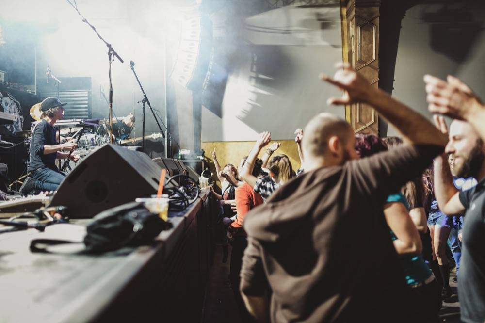 The Qemists přiváděli fanoušky v Roxy k extázi