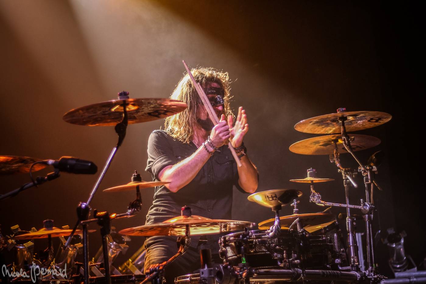 Absolut Deafers rozpálili spolu s Dymytry a Arakainem základy českolipského kulturáku