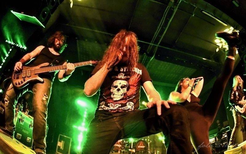 Amaranthe s hosty rozpoutali v Praze metalové peklo