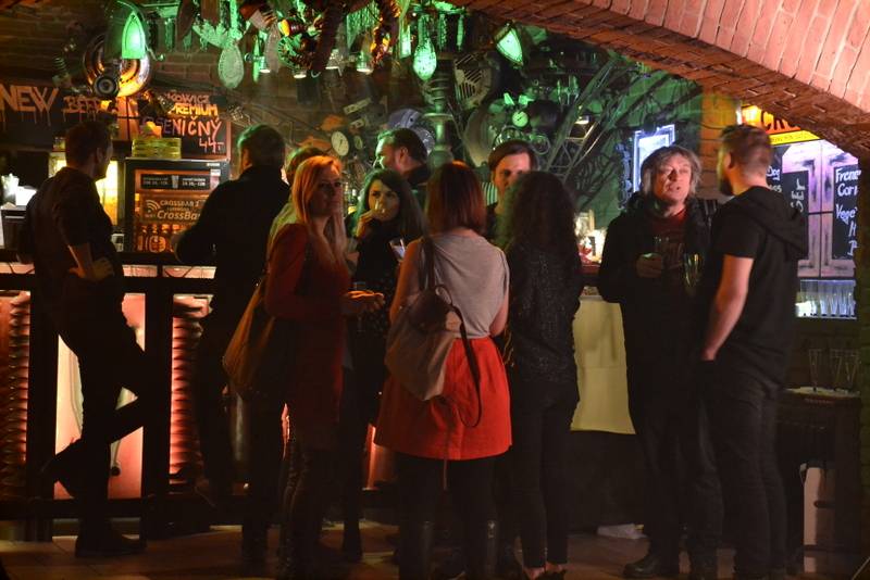 No Distance Paradise uvedli v Cross Clubu svou novou desku Pieces