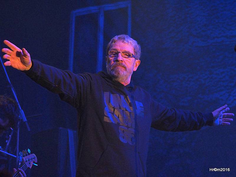 Wohnout si na oslavách dvacetiletí potykali s Evou Pilarovou