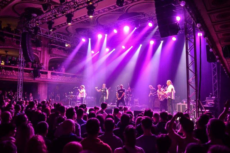 J.A.R. i letos rozhýbali pražskou Lucernu. Tentokrát s Eskalací dobra