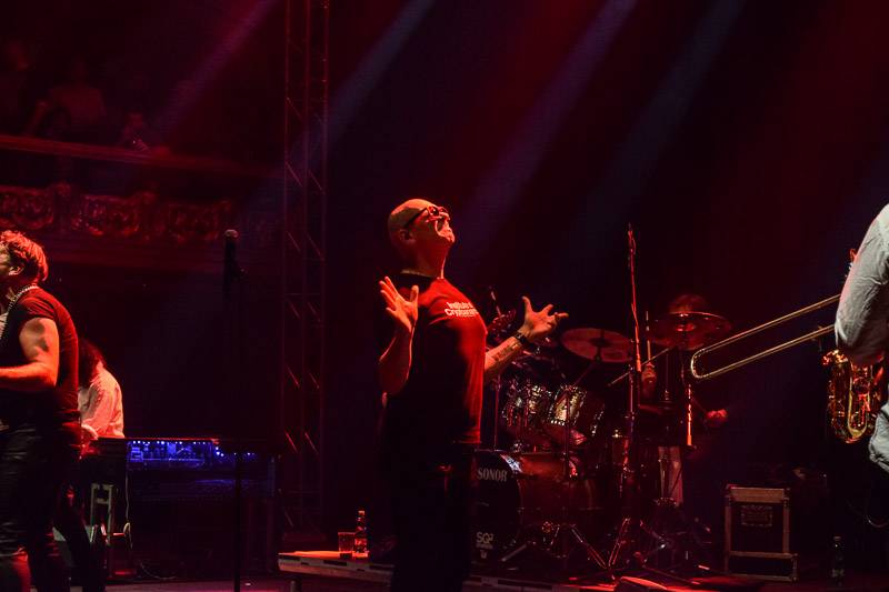 J.A.R. i letos rozhýbali pražskou Lucernu. Tentokrát s Eskalací dobra