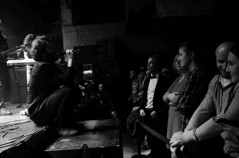 David Koller přivezl do Liberce své přátele: Hentai Corporation, Vladimira 518 a Mika Trafika