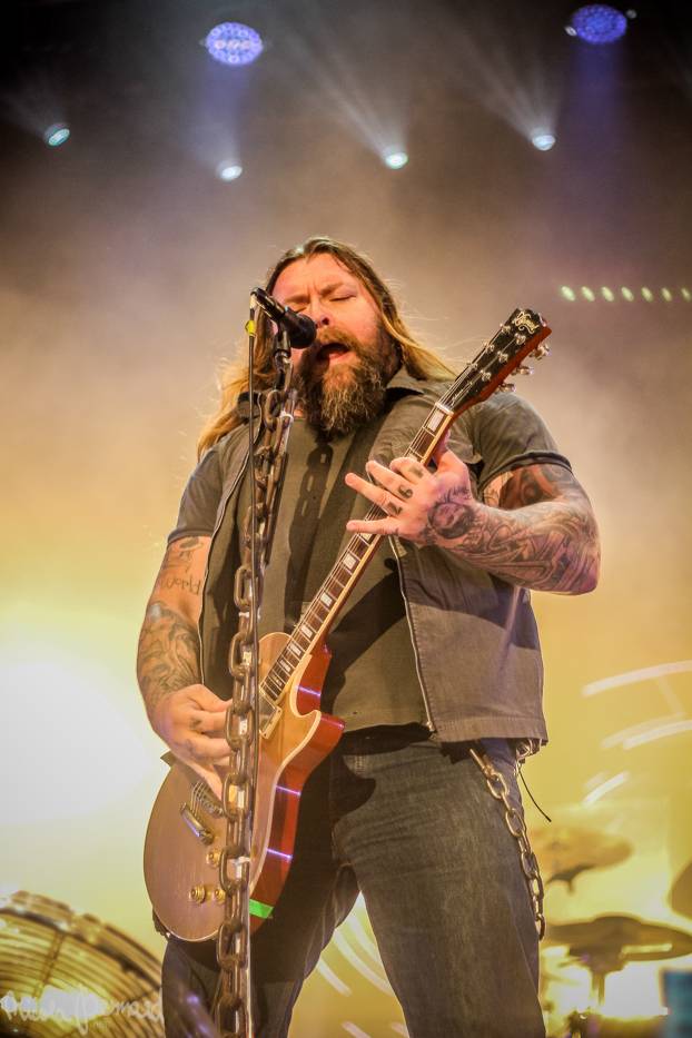 Škwor vyprodali Kongresák. V rámci dvouhodinové show předvedli bigbít na světové úrovni