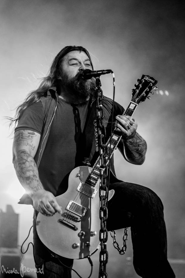 Škwor vyprodali Kongresák. V rámci dvouhodinové show předvedli bigbít na světové úrovni