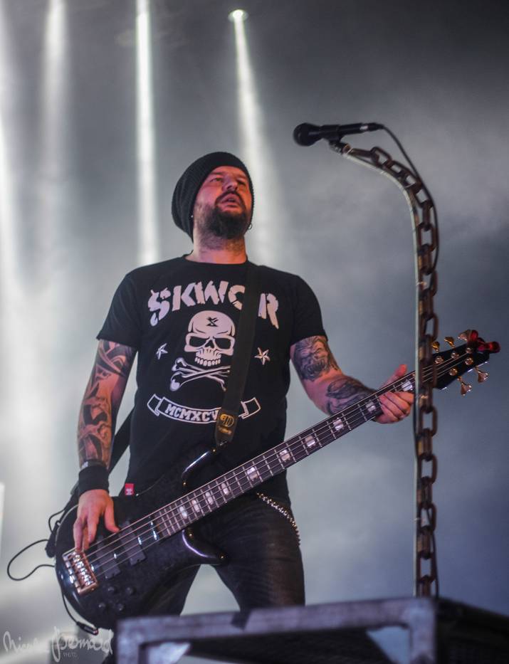 Škwor vyprodali Kongresák. V rámci dvouhodinové show předvedli bigbít na světové úrovni