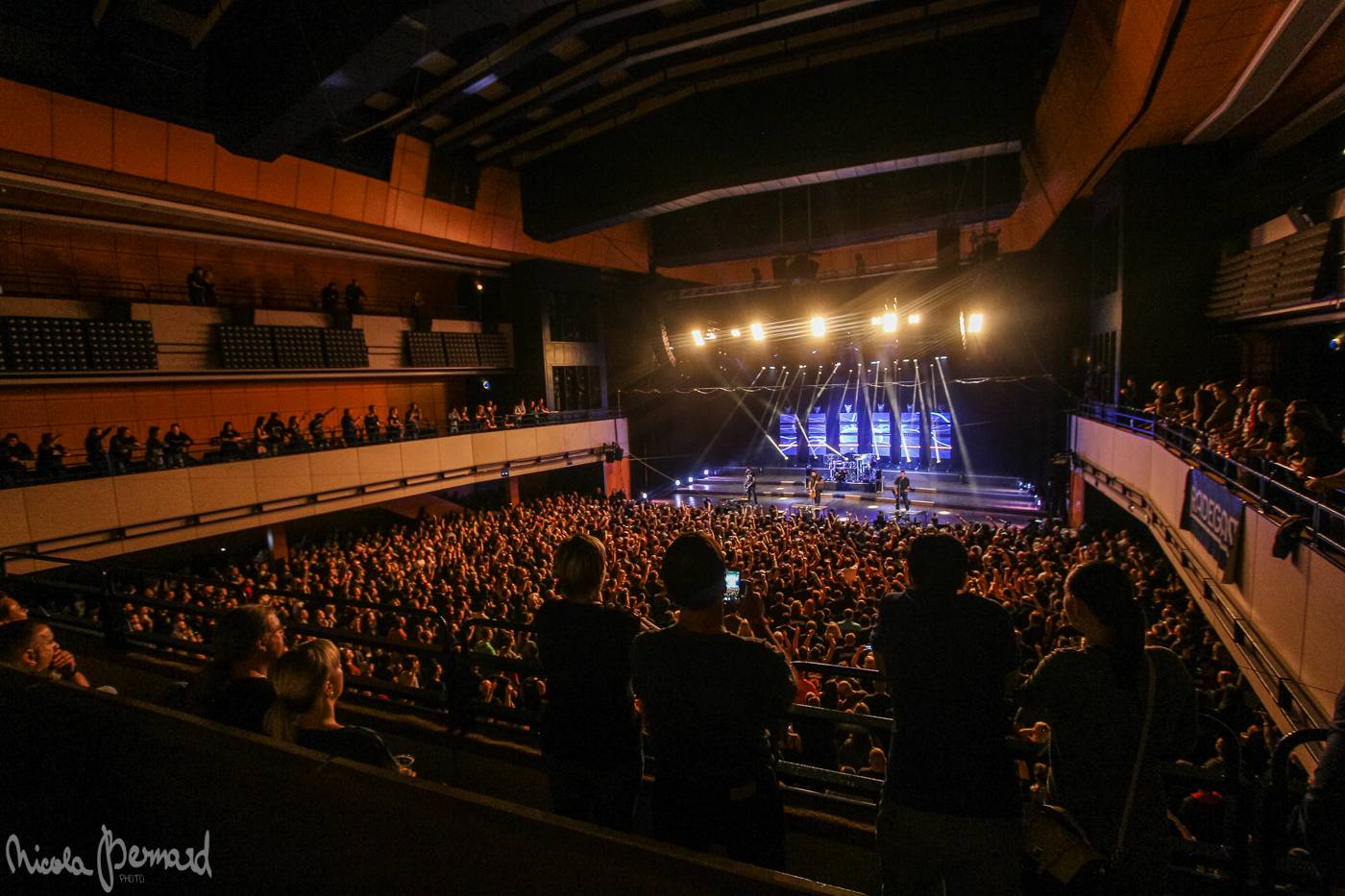 Škwor vyprodali Kongresák. V rámci dvouhodinové show předvedli bigbít na světové úrovni