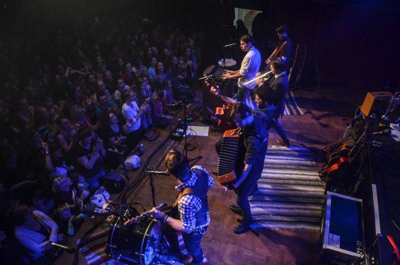 Jelen v Táboře oslavoval s fanoušky Vlčí srdce