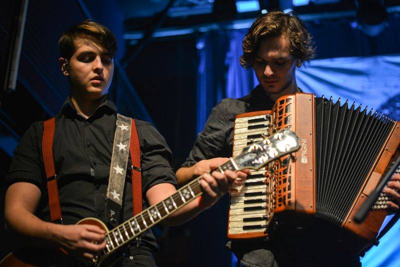 Jelen v Táboře oslavoval s fanoušky Vlčí srdce