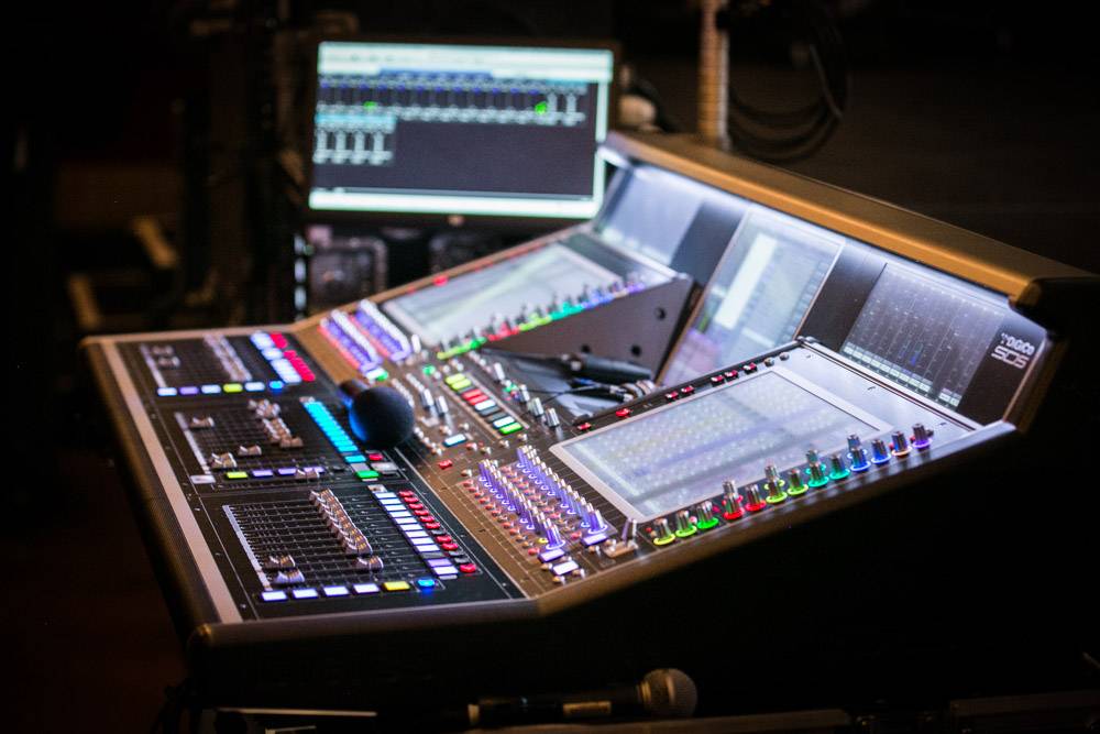 The Lumineers vyprodali pražskou Lucernu