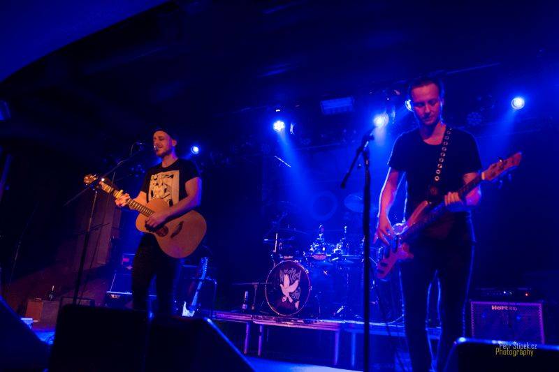 Five O' Clock Tea pokřtili novou desku a věří, že To dobrý je v nás