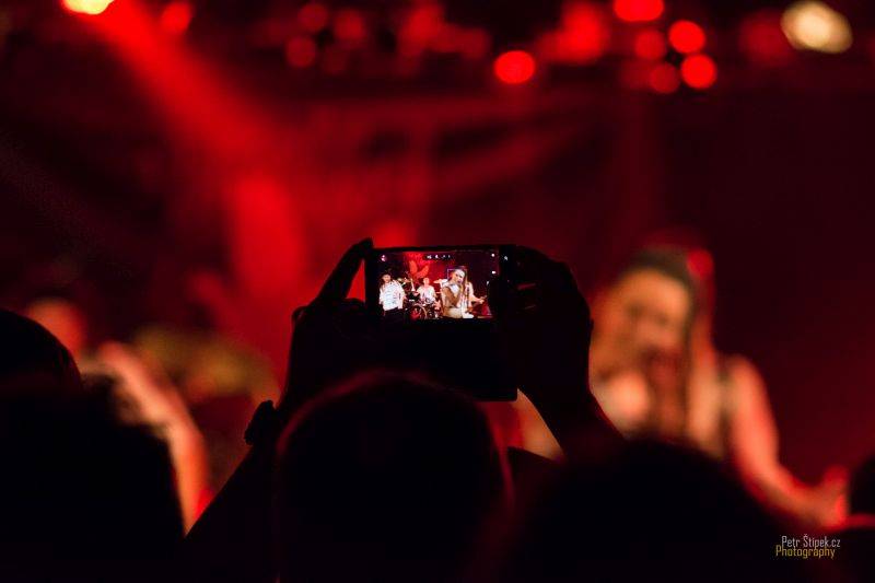Five O' Clock Tea pokřtili novou desku a věří, že To dobrý je v nás