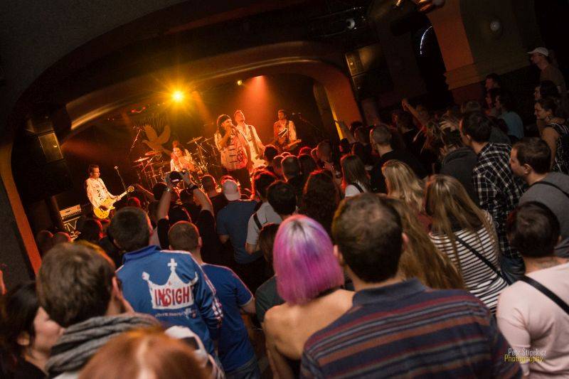 Five O' Clock Tea pokřtili novou desku a věří, že To dobrý je v nás