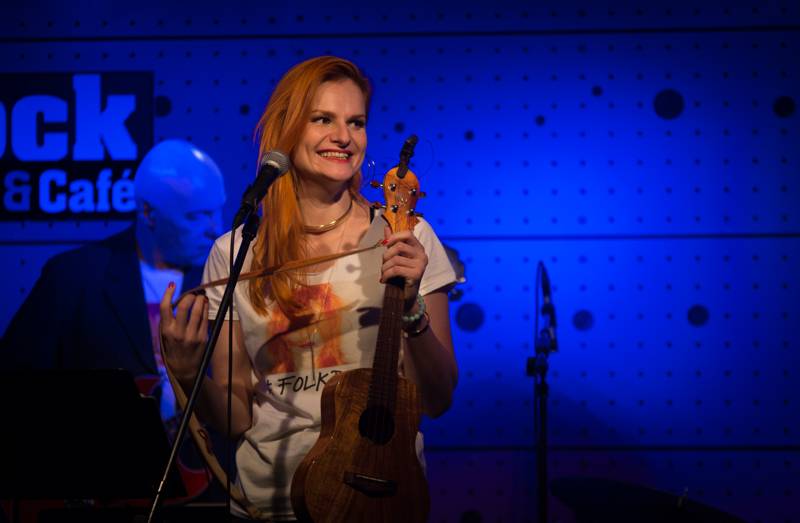 Iva Pazderková pokřtila druhé album v Jazz Docku, zpívá na něm i Tomáš Klus