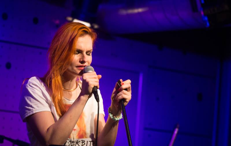 Iva Pazderková pokřtila druhé album v Jazz Docku, zpívá na něm i Tomáš Klus