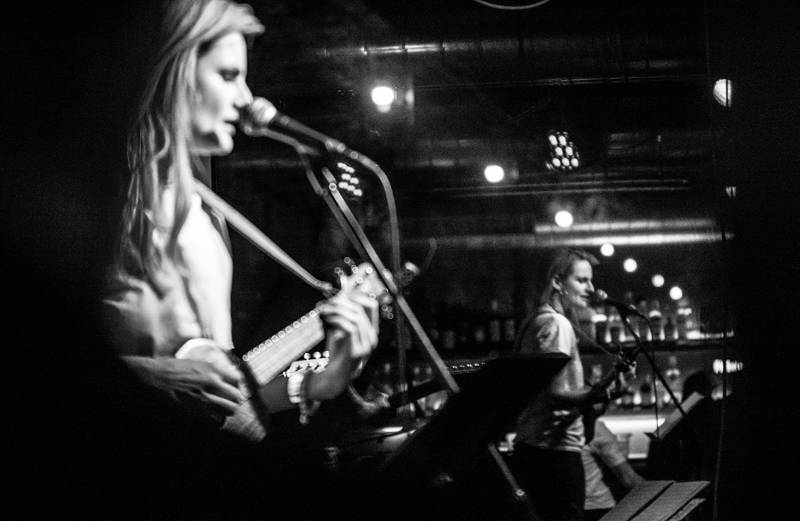 Iva Pazderková pokřtila druhé album v Jazz Docku, zpívá na něm i Tomáš Klus