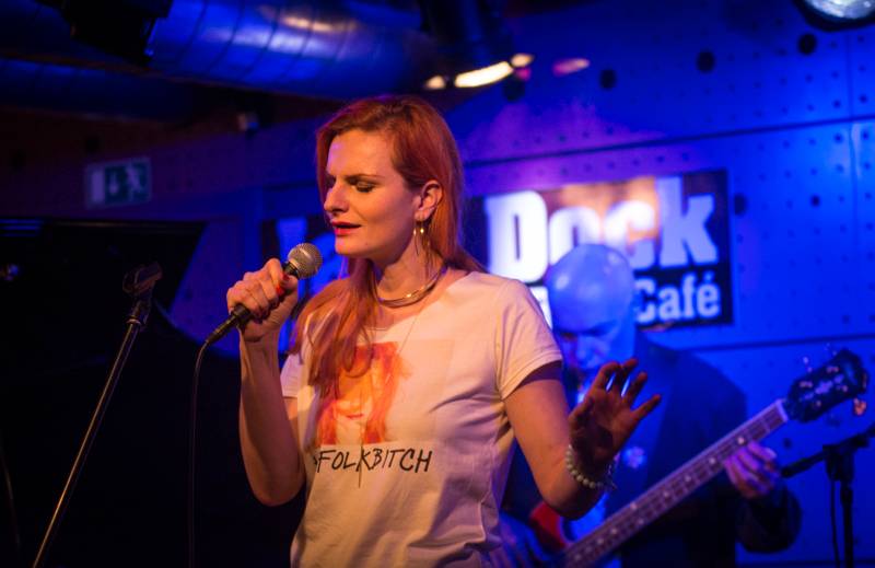 Iva Pazderková pokřtila druhé album v Jazz Docku, zpívá na něm i Tomáš Klus