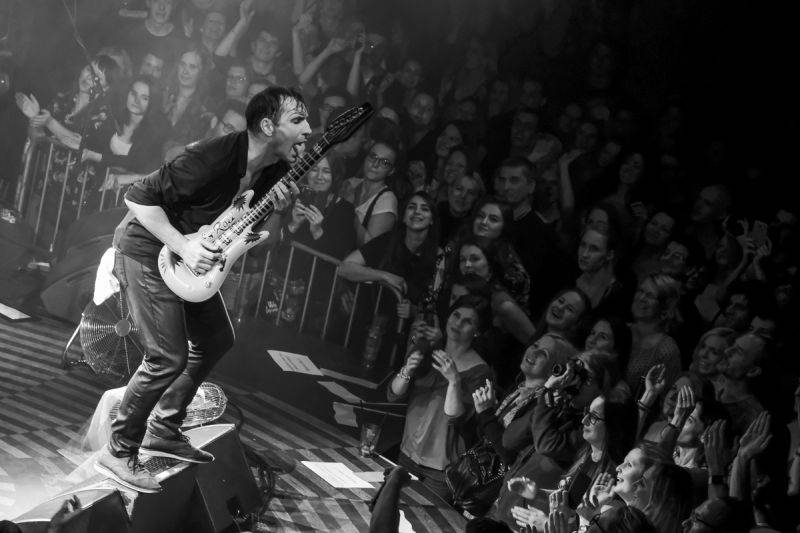 MIG 21 v Praze podruhé: Jiří Macháček a spol. znovu roztančili klub