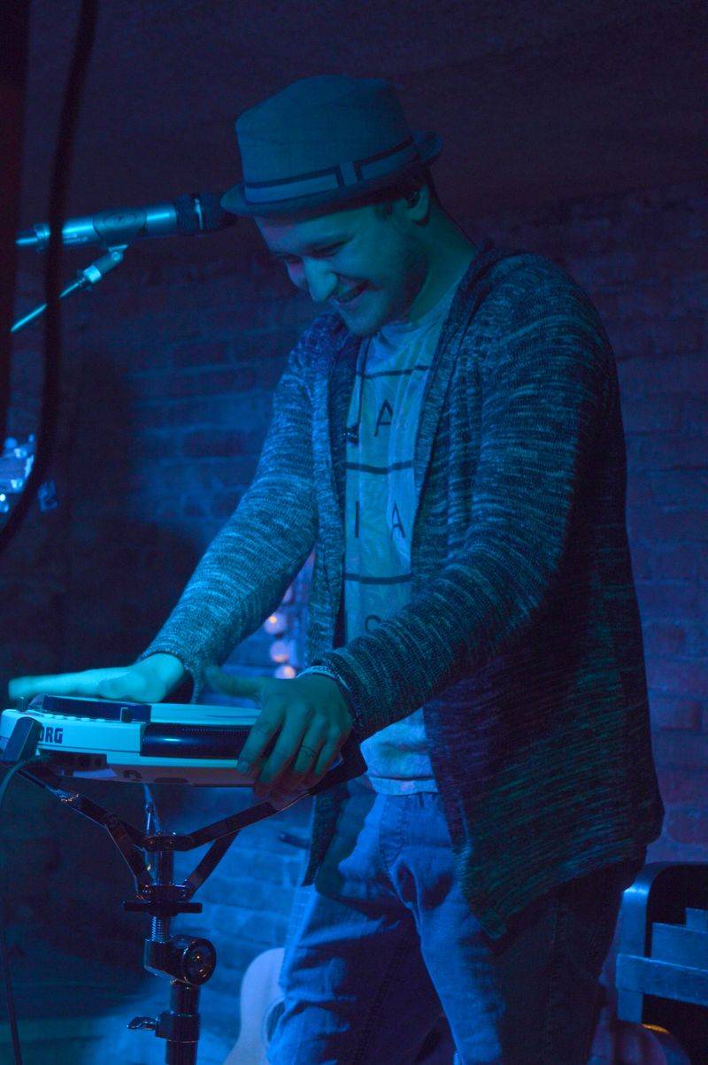 Voxel a Pokáč rozsvítili dva večery po sobě pražské Café V lese