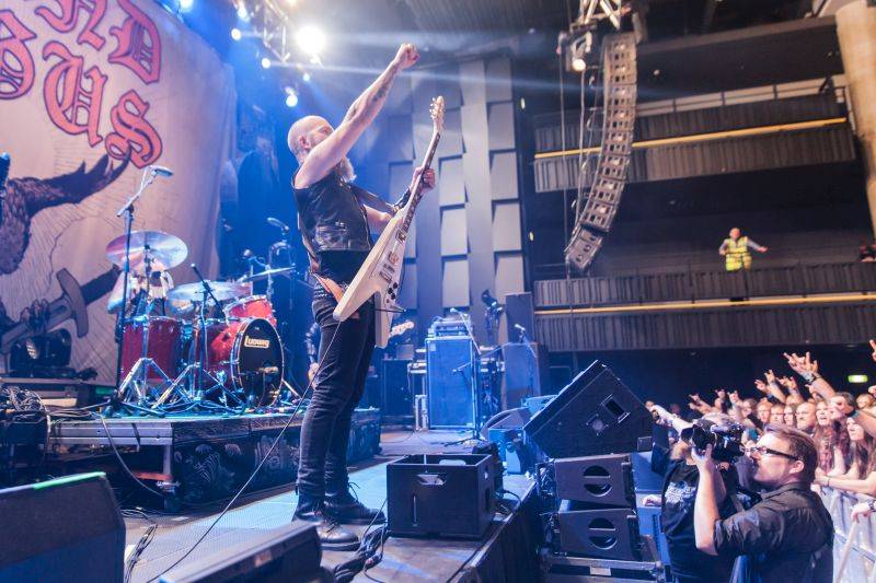 Vikingové Amon Amarth přivezli ze Švédska metalovou smršť, hráli i Testament a Grand Magnus