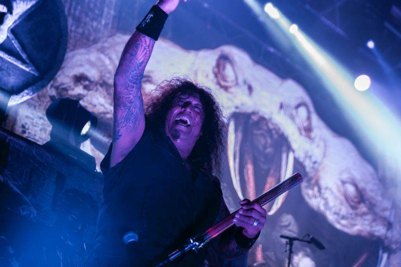 Vikingové Amon Amarth přivezli ze Švédska metalovou smršť, hráli i Testament a Grand Magnus