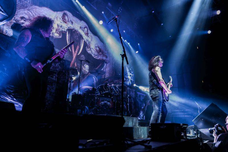 Vikingové Amon Amarth přivezli ze Švédska metalovou smršť, hráli i Testament a Grand Magnus