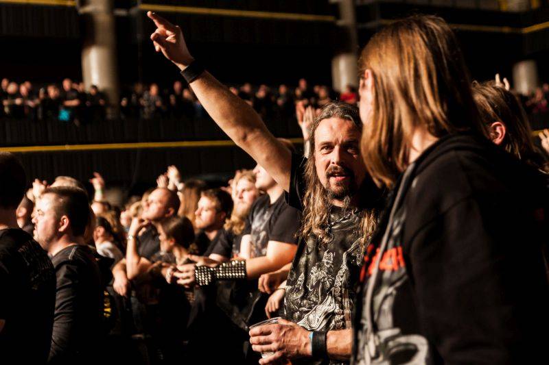 Vikingové Amon Amarth přivezli ze Švédska metalovou smršť, hráli i Testament a Grand Magnus