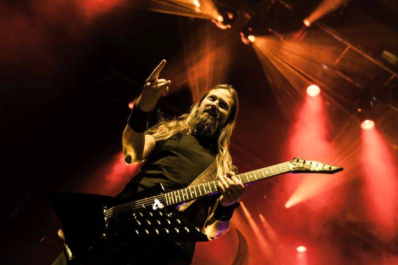 Vikingové Amon Amarth přivezli ze Švédska metalovou smršť, hráli i Testament a Grand Magnus
