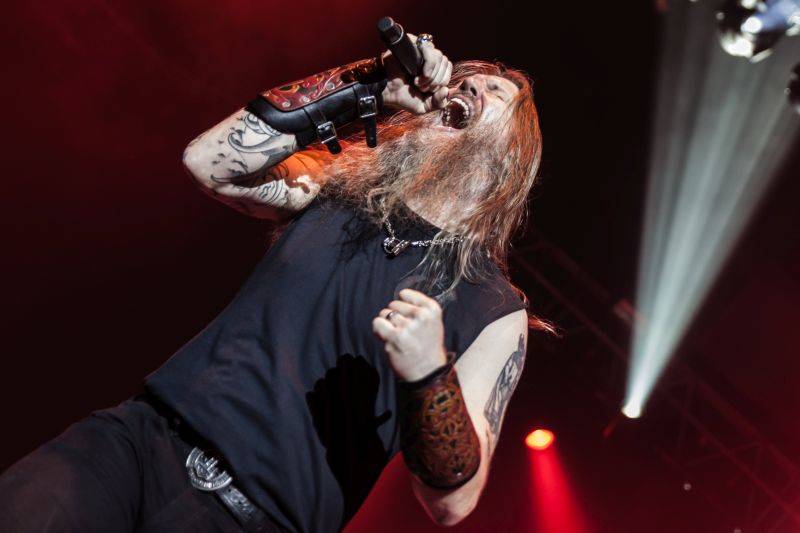 Vikingové Amon Amarth přivezli ze Švédska metalovou smršť, hráli i Testament a Grand Magnus