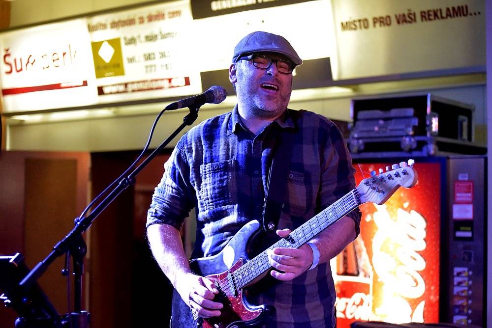 Blues Alive pokračoval s dalšími výbornými muzikanty