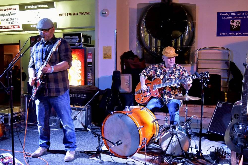 Blues Alive pokračoval s dalšími výbornými muzikanty
