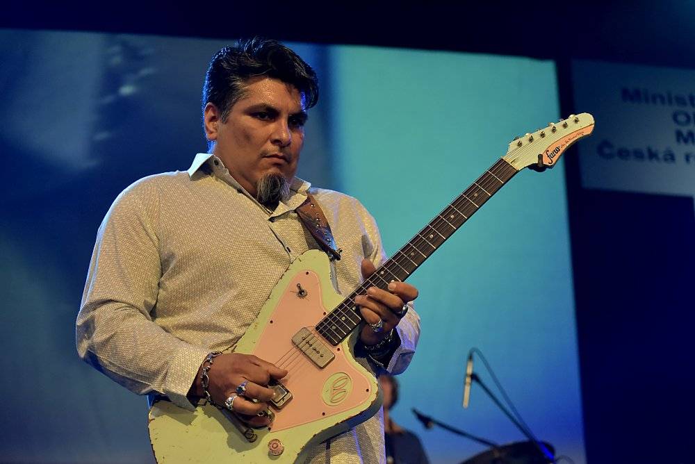 Blues Alive pokračoval s dalšími výbornými muzikanty