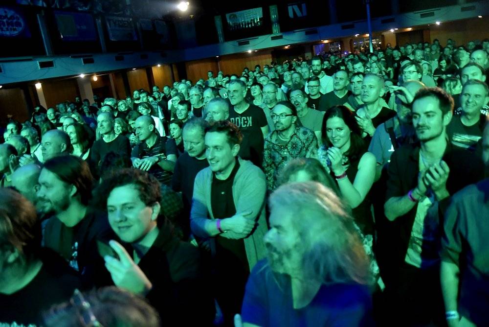 Blues Alive pokračoval s dalšími výbornými muzikanty