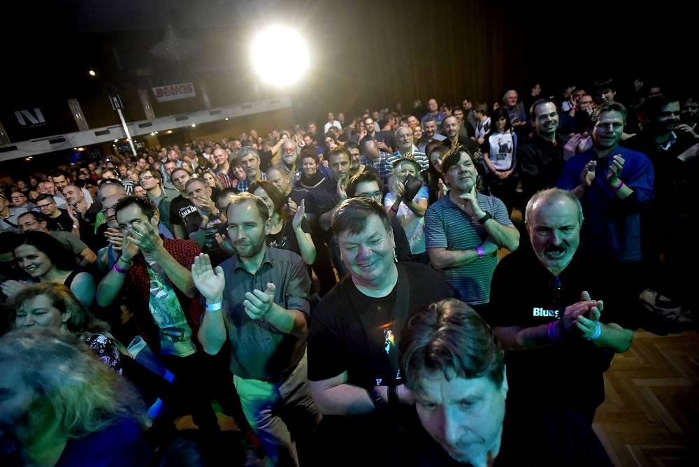 Blues Alive pokračoval s dalšími výbornými muzikanty