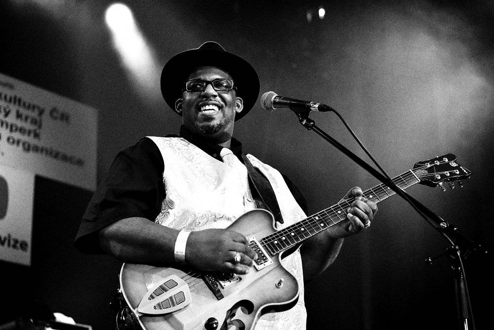 Blues Alive pokračoval s dalšími výbornými muzikanty