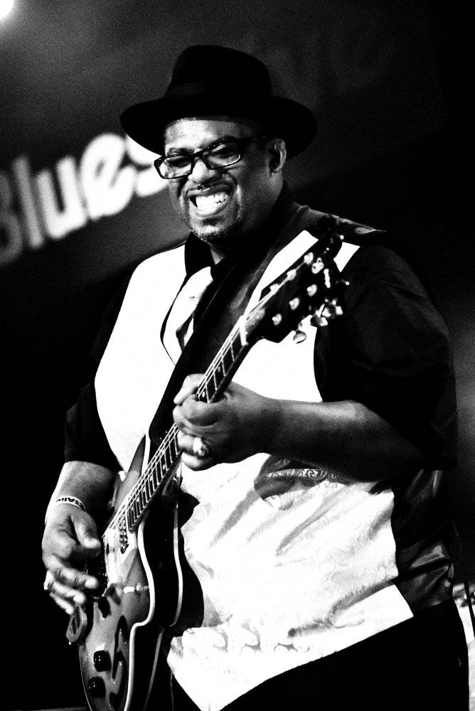 Blues Alive pokračoval s dalšími výbornými muzikanty