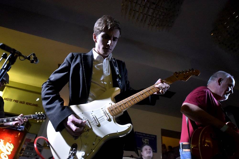 Blues Alive pokračoval s dalšími výbornými muzikanty