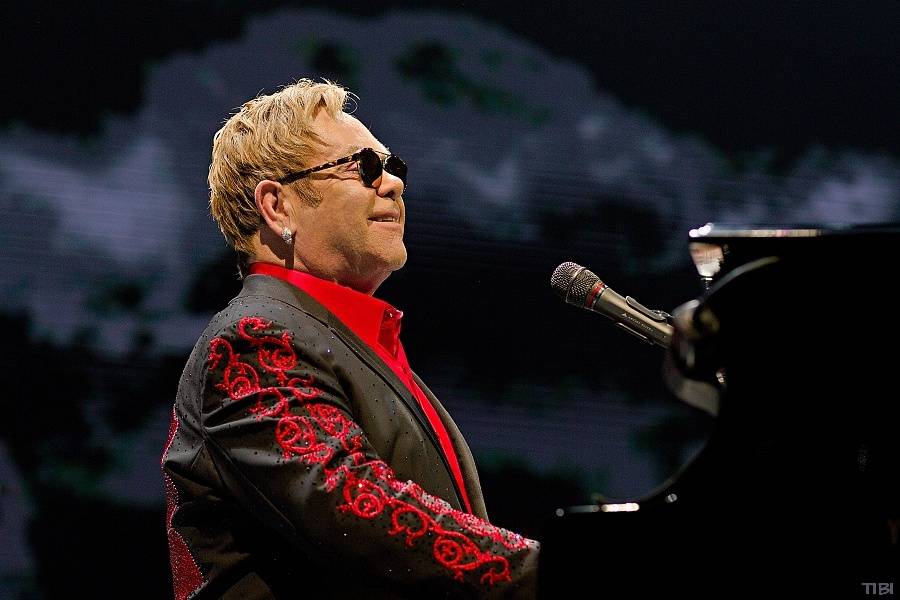 Bláznivá noc Eltona Johna: O2 arena byla vyprodaná