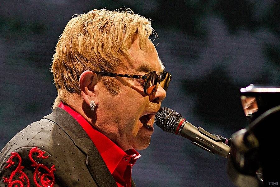 Bláznivá noc Eltona Johna: O2 arena byla vyprodaná