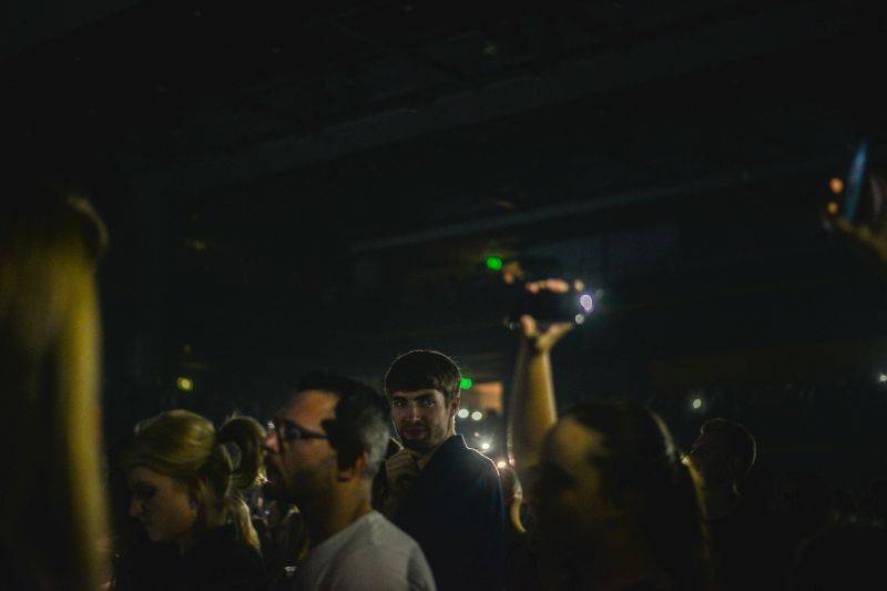 Bastille přivezli do Prahy velkou show i nové album