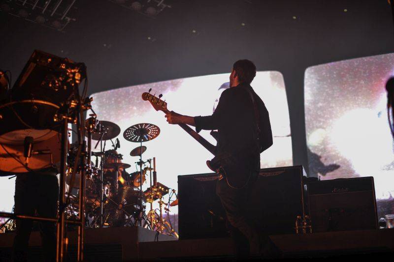 Bastille přivezli do Prahy velkou show i nové album