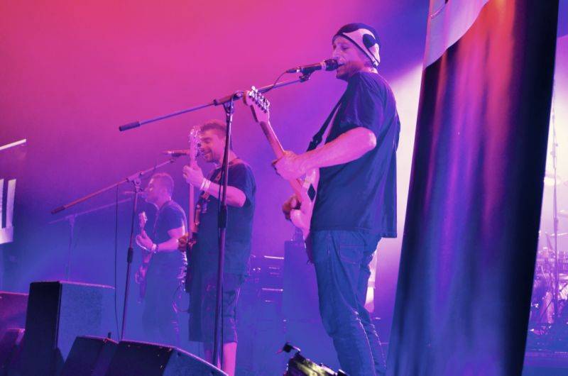 Wohnout slavil Sladkých 20 také v Plzni, předkapelou byli Dirty Blondes