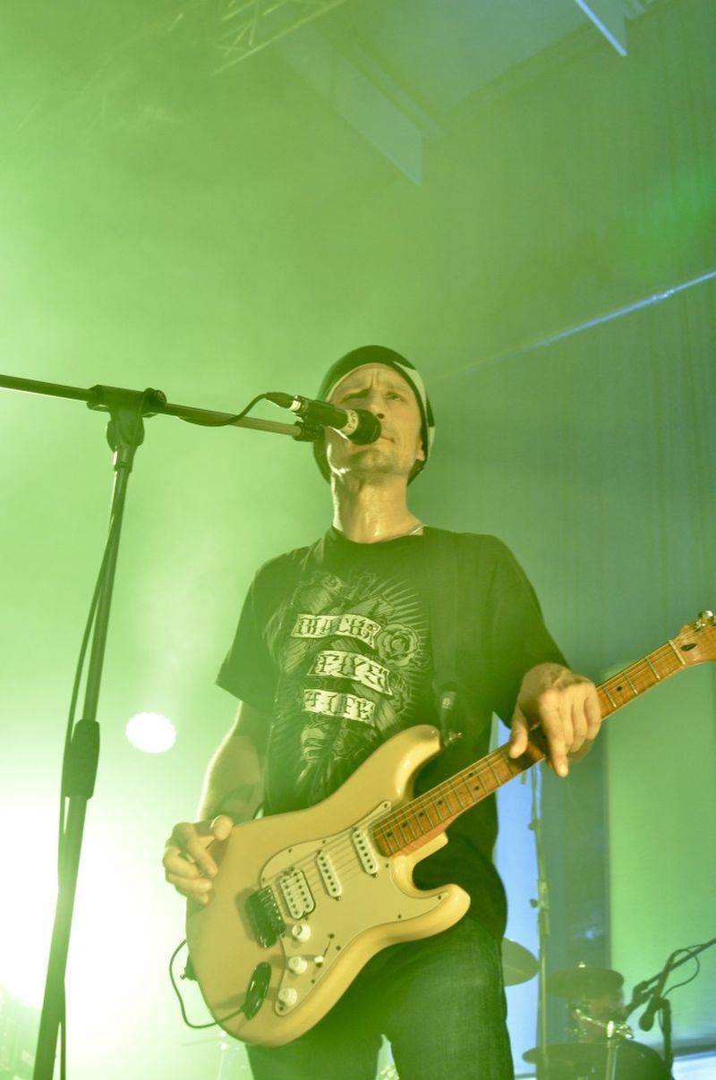 Wohnout slavil Sladkých 20 také v Plzni, předkapelou byli Dirty Blondes