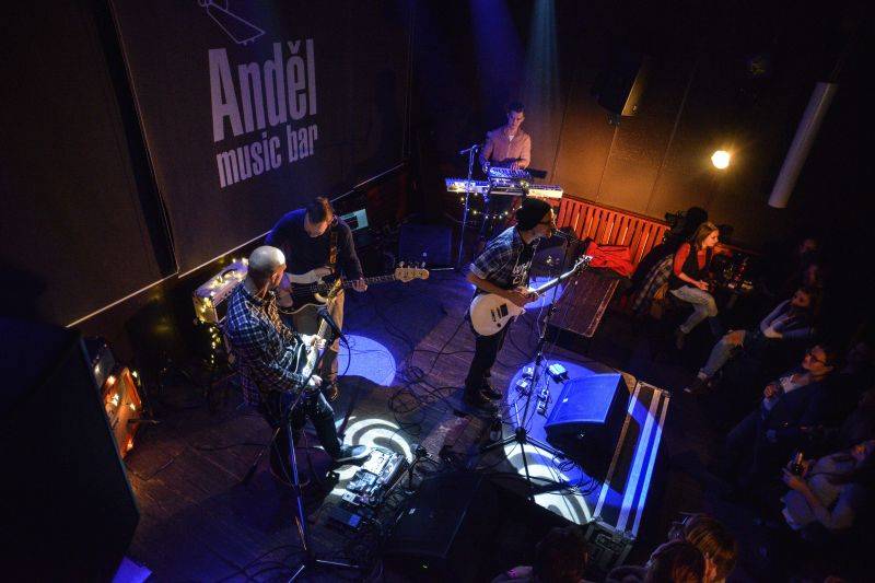 V Plzni hráli diCaprio: Příjemný indie pop z dílny Borise Carloffa zněl Andělem