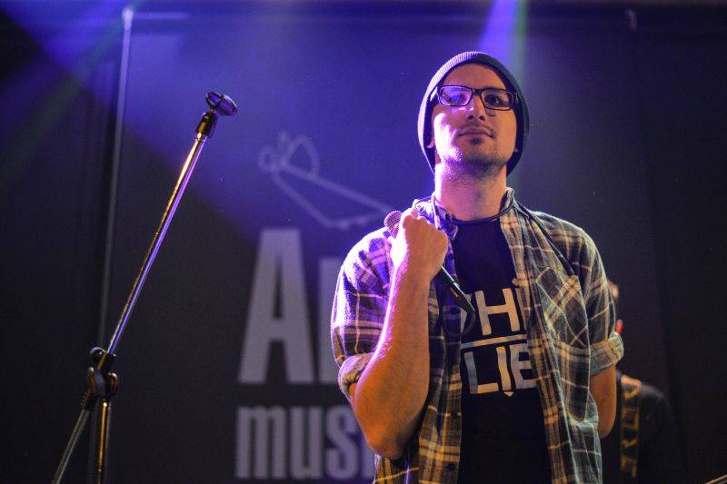 V Plzni hráli diCaprio: Příjemný indie pop z dílny Borise Carloffa zněl Andělem