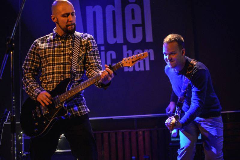 V Plzni hráli diCaprio: Příjemný indie pop z dílny Borise Carloffa zněl Andělem