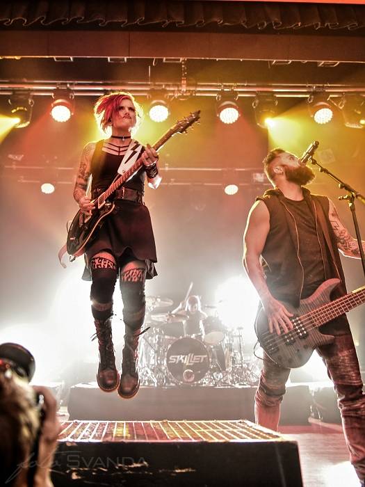 Skillet pokořili Semilasso v Brně: Zpíval celý sál!